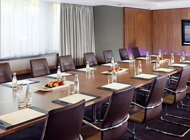 events-executiveboardrooms-01.jpg
