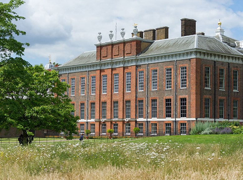 explorekensington-kensingtonpalace-carousel-01.jpg
