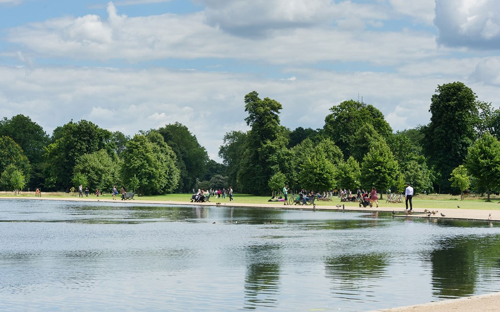 round-pond-kensington-royal-garden-hotel.jpg